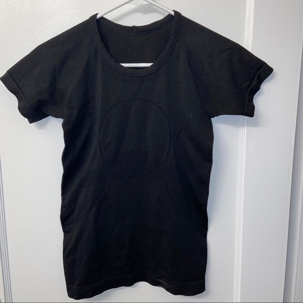 Lululemon Swiftly Tech Short Sleeve Shirt